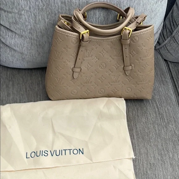 LOUIS VUITTON BABYLONE TOTE PM IN TAUPE - Picture 12 of 13